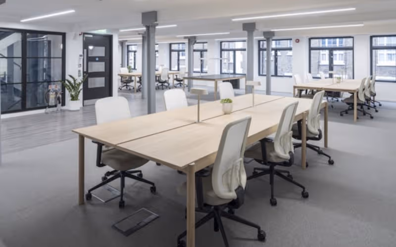 16 Laystall Street, London, 60 DESKS 16 Laystall Street, London image 1