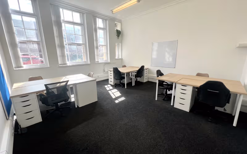 116 Dewsbury Road, West Yorkshire, 8 DESKS 116 Dewsbury Road, West Yorkshire image 1