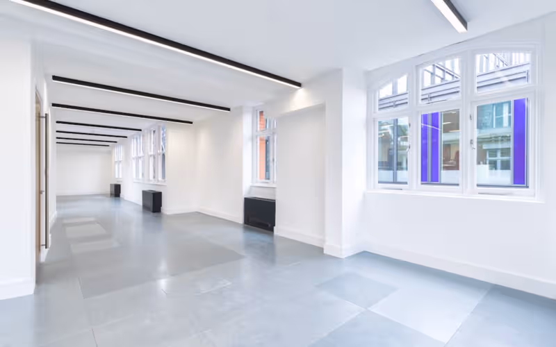 45 Bedford Row, Midtown image 1