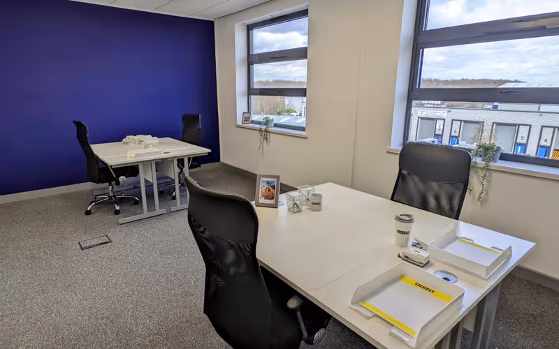 Longfields Court, Barnsley, 40 DESKS Longfields Court, Barnsley image 1