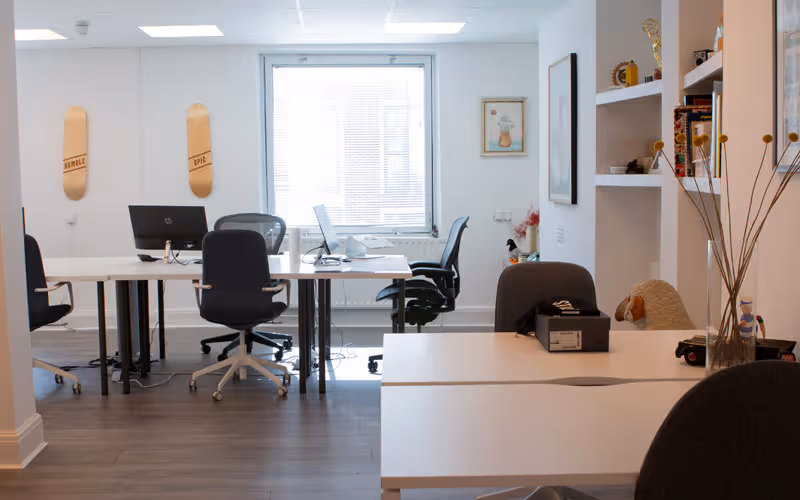 51 Lloyd Baker Street, Greater London, 20 DESKS 51 Lloyd Baker Street, Greater London image 1