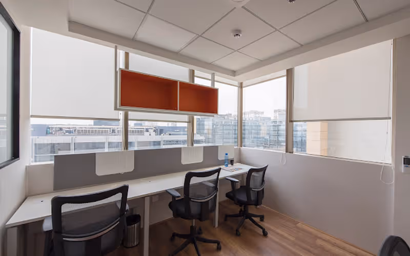 Ahmednagar Hwy Viman Nagat, Pune, 500 DESKS Ahmednagar Hwy Viman Nagat, Pune image 1