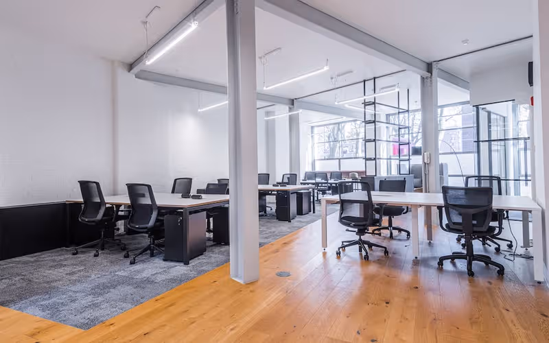 161 Roseberry Avenue, Clerkenwell, 22 DESKS 161 Roseberry Avenue, Clerkenwell image 1