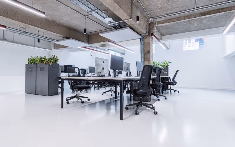 132 Goswell Road, Clerkenwell, 50 DESKS 132 Goswell Road, Clerkenwell image 1