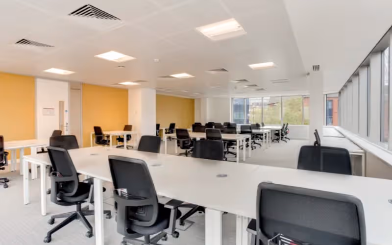 14 Sinter-goedeleplein, Brussels, 50 DESKS 14 Sinter-goedeleplein, Brussels image 1