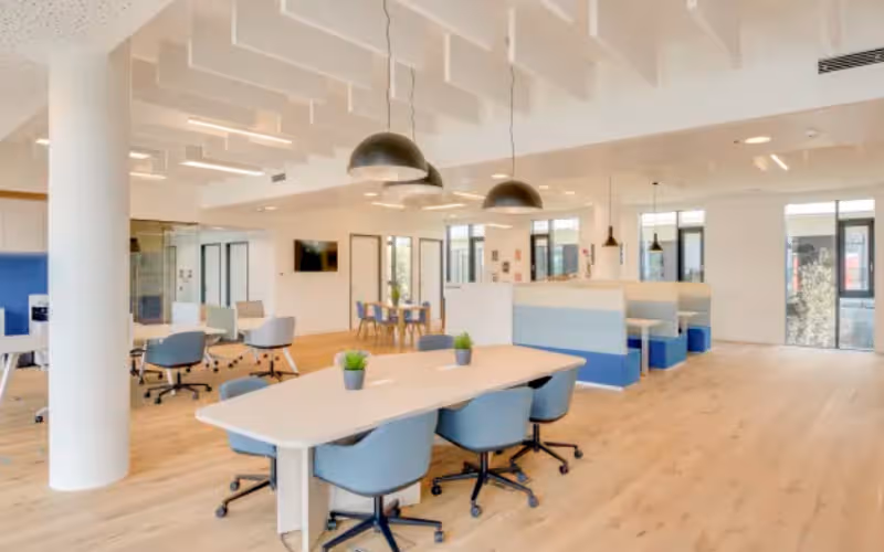 140 Broad Street, Red Bank, 50 DESKS 140 Broad Street, Red Bank image 1