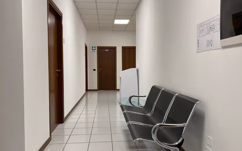 45 Aldo Moro, Quarto D'altino, 4 DESKS 45 Aldo Moro, Quarto D'altino image 1