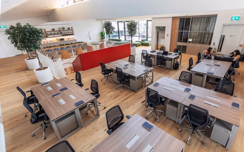42 Princelet Street, London, 38 DESKS 42 Princelet Street, London image 1
