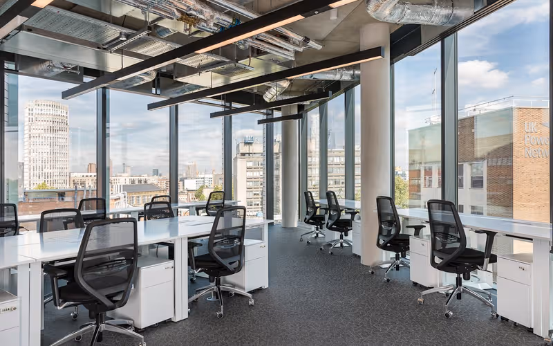 241 Southwark Bridge Road, London, 124 DESKS 241 Southwark Bridge Road, London image 1