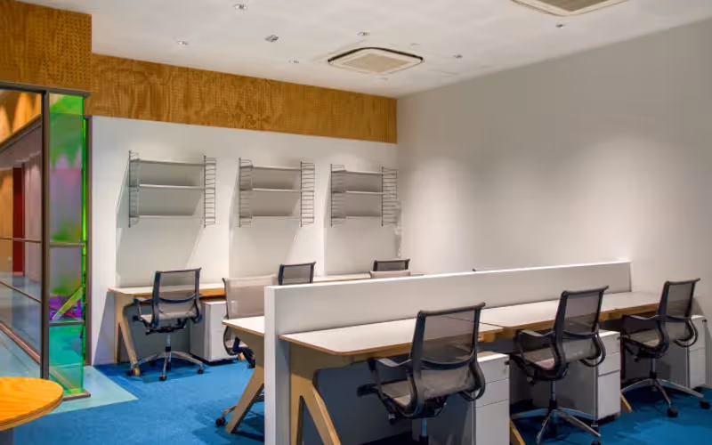 1601 West Lakes Parkway, Stamford, 50 DESKS 1601 West Lakes Parkway, Stamford image 1