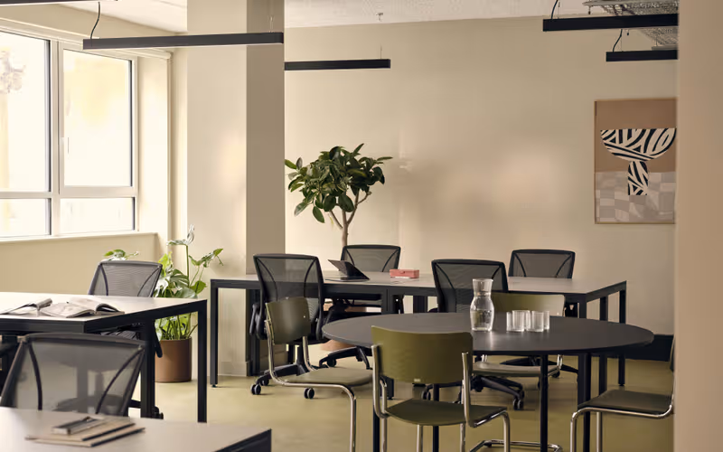 2 Riding House St, London, 130 DESKS 2 Riding House St, London image 1