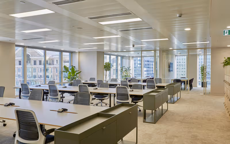 25 Cabot Square, London image 1