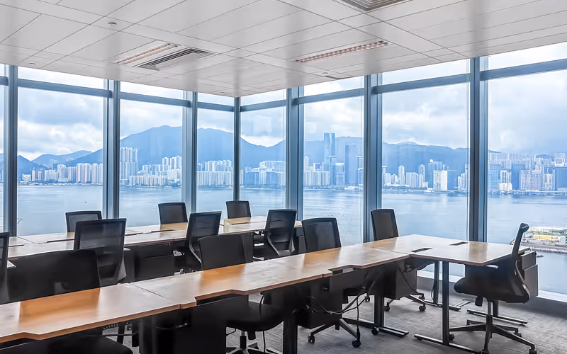 180 Wai Yip Street, Kwun Tong, 15 DESKS 180 Wai Yip Street, Kwun Tong image 1