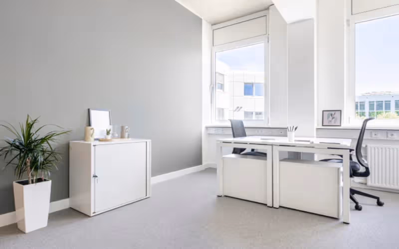 2300 Litton Ln, Hebron, 50 DESKS 2300 Litton Ln, Hebron image 1
