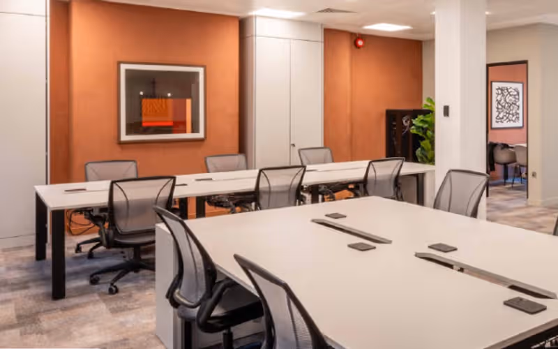 175 Piccadilly, St James's, 16 DESKS 175 Piccadilly, St James's image 1