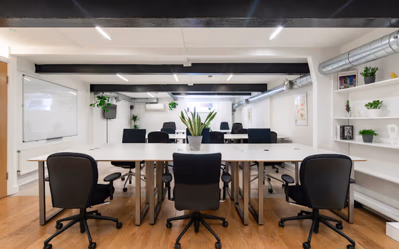 208 Brick Lane, Shoreditch, 40 DESKS 208 Brick Lane, Shoreditch image 1