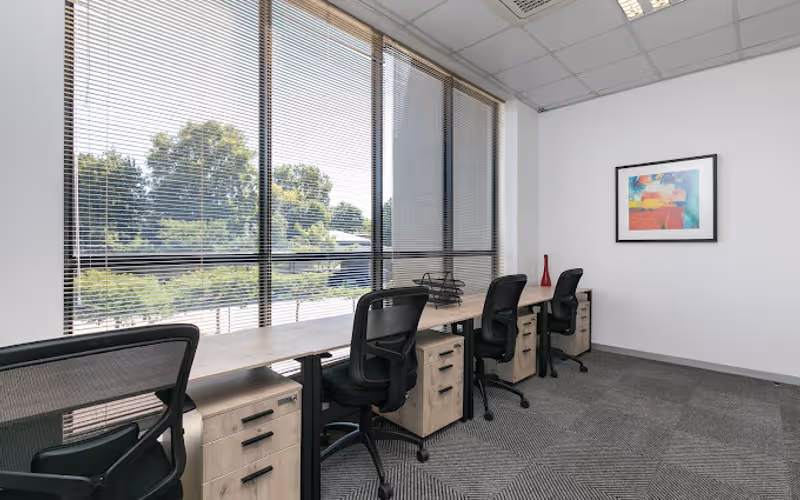 145 Second Street, Sandton, 12 DESKS 145 Second Street, Sandton image 1