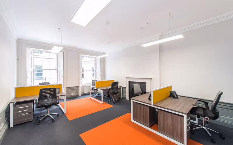 21 Young Street, Edinburgh, 14 DESKS 21 Young Street, Edinburgh image 1