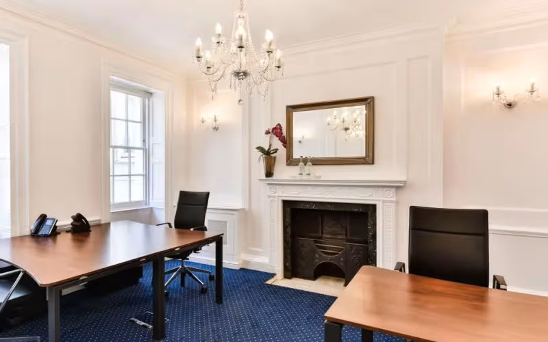 23-24 Berkeley Square, Mayfair, 15 DESKS 23-24 Berkeley Square, Mayfair image 1