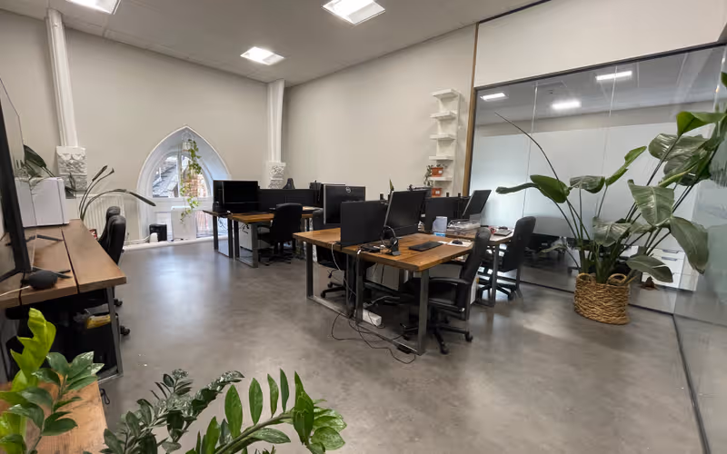 16 Oakfield Road, Clifton image 1
