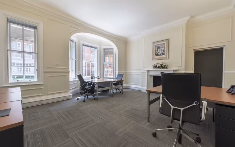 42 Brook Street, Mayfair image 1