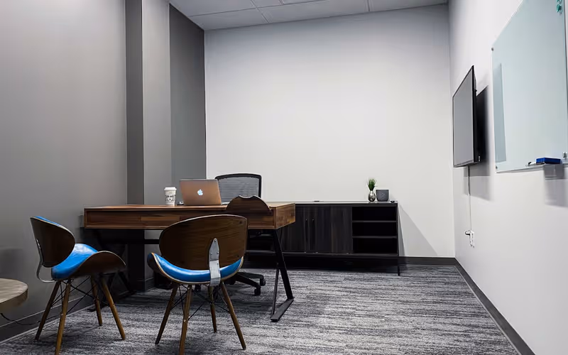 200 Fairbank Avenue, Toronto, 3 DESKS 200 Fairbank Avenue, Toronto image 1
