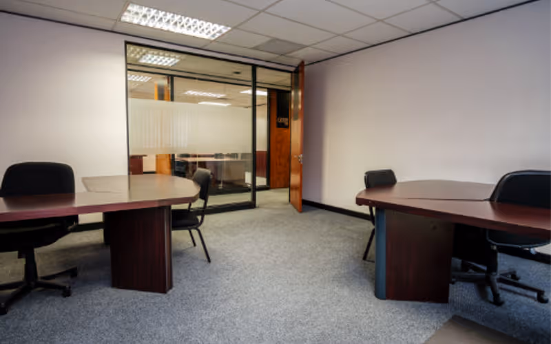 1 Parade Road, Bedfordview, 10 DESKS 1 Parade Road, Bedfordview image 1