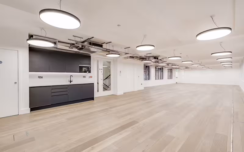 27 Beak St, London, 10 DESKS 27 Beak St, London image 1