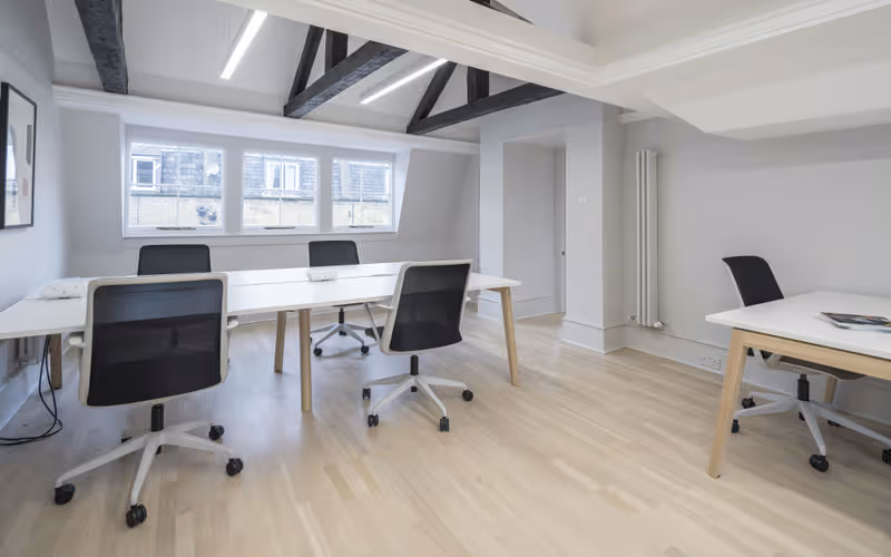 49-51 Monmouth St, London image 1