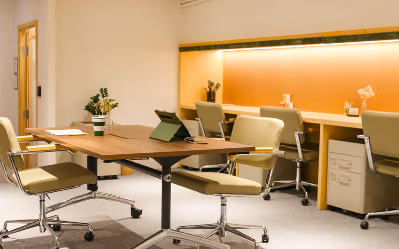 28 Hoi Chak Street, Quarry Bay image 1