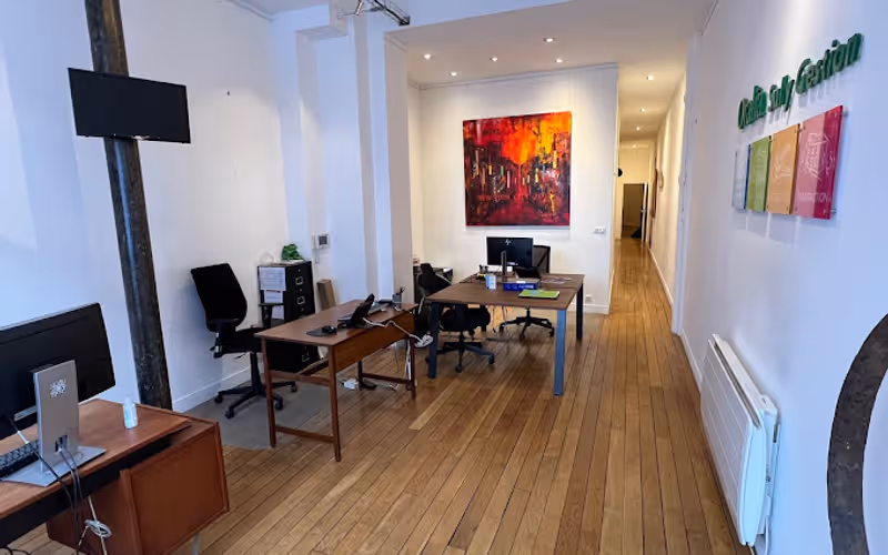 21 Bd Henri Iv, Paris, 22 DESKS 21 Bd Henri Iv, Paris image 1