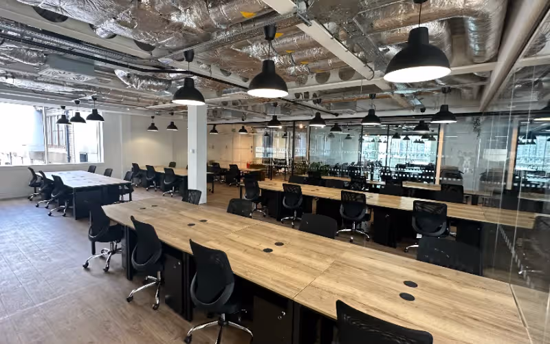 1 Spinningfields, Manchester, 50 DESKS 1 Spinningfields, Manchester image 1