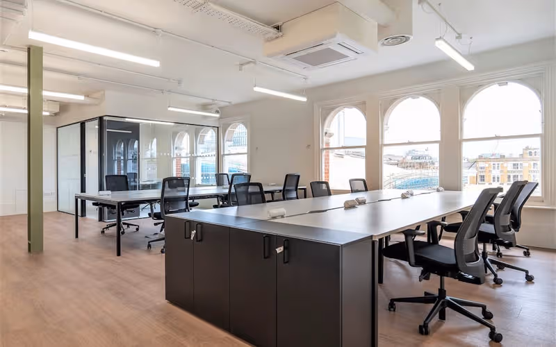 1 West Smithfield, Clerkenwell, 42 DESKS 1 West Smithfield, Clerkenwell image 1
