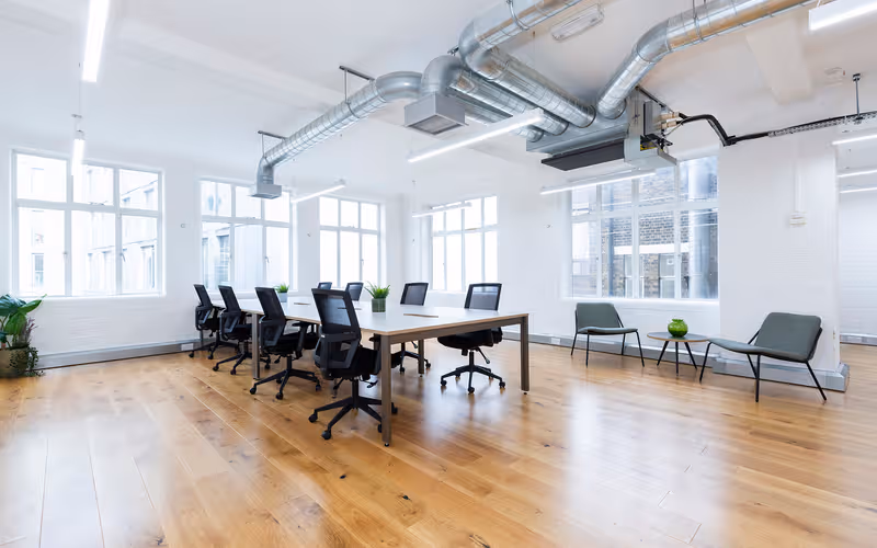 33 Great Sutton St, Clerkenwell, 26 DESKS 33 Great Sutton St, Clerkenwell image 1