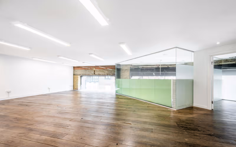 35 Artillery Lane, Spitalfields, 18 DESKS 35 Artillery Lane, Spitalfields image 1