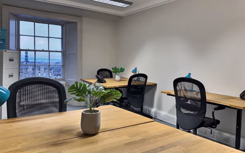 14 Albany Street, Edinburgh, 10 DESKS 14 Albany Street, Edinburgh image 1