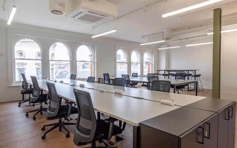 1 West Smithfield, London, 45 DESKS 1 West Smithfield, London image 1