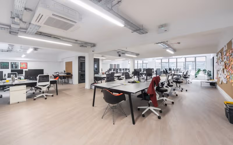 12-16 Clerkenwell Rd, London, 56 DESKS 12-16 Clerkenwell Rd, London image 1