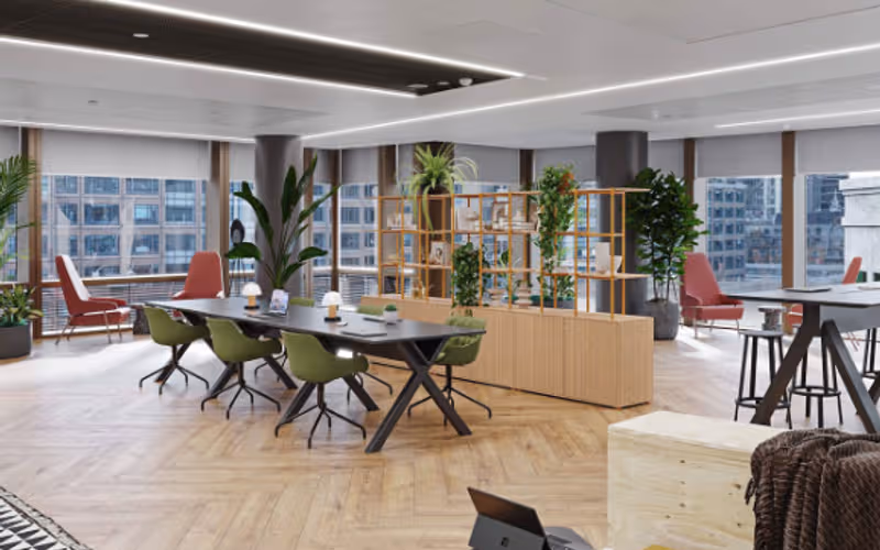10 Exchange Square, London, 290 DESKS 10 Exchange Square, London image 1