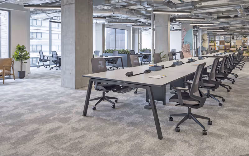 250 City Road, London, 294 DESKS 250 City Road, London image 1