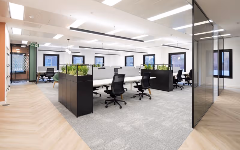 35 Chiswell Street, London, 48 DESKS 35 Chiswell Street, London image 1