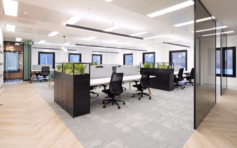 35 Chiswell Street, London, 24 DESKS 35 Chiswell Street, London image 1