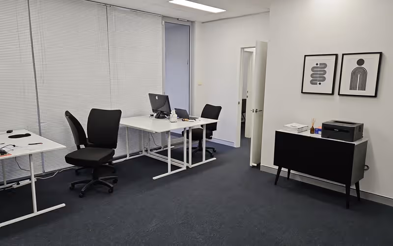 33 Lexington Drive, Bella Vista, 12 DESKS 33 Lexington Drive, Bella Vista image 1