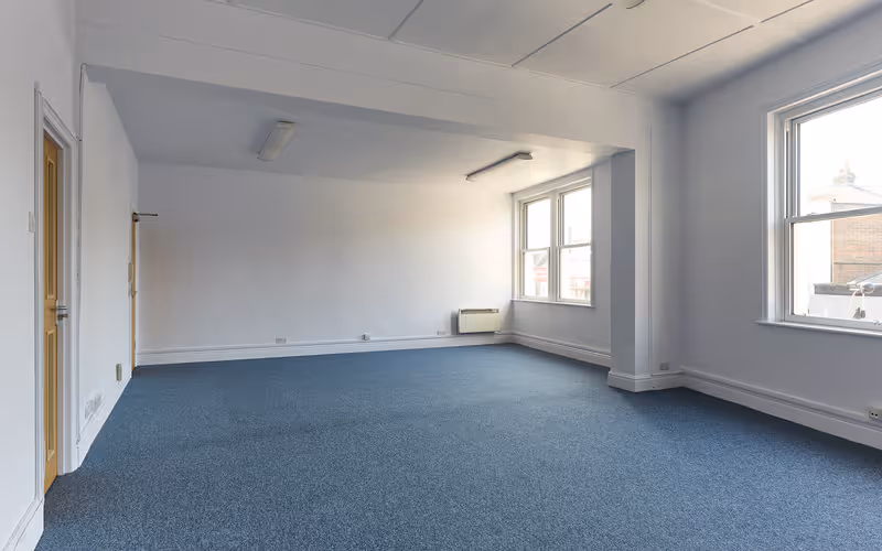 Station Hill, Chippenham, 6 DESKS Station Hill, Chippenham image 1