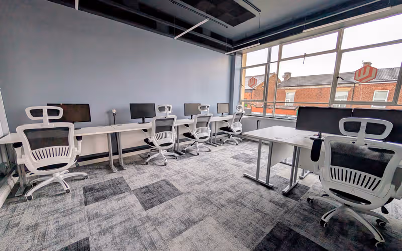 116a Bradshawgate, Leigh, 6 DESKS 116a Bradshawgate, Leigh image 1