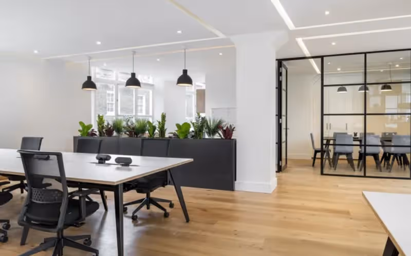 47 King William St, London, 26 DESKS 47 King William St, London image 1
