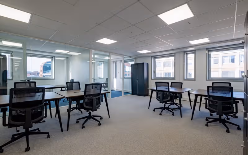 27 Rue Maurice Flandin, Lyon, 50 DESKS 27 Rue Maurice Flandin, Lyon image 1