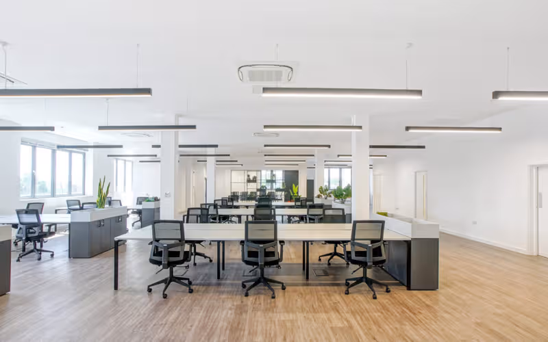 142 Central Street, London, 94 DESKS 142 Central Street, London image 1