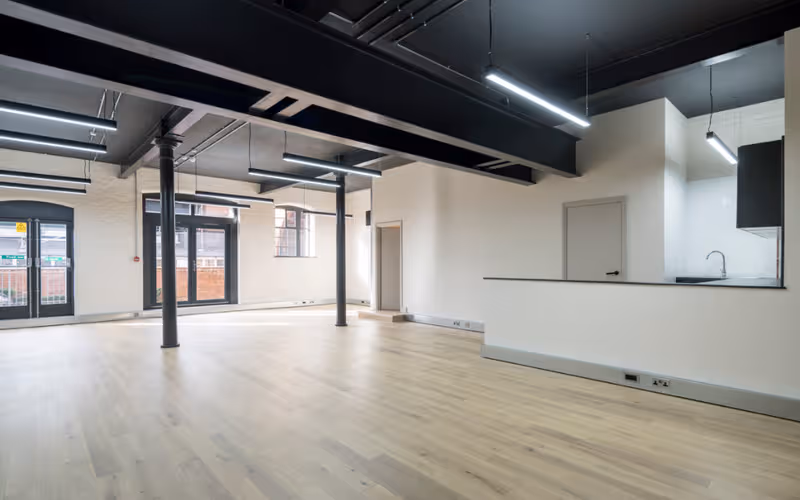 41 Paradise Walk, London image 1