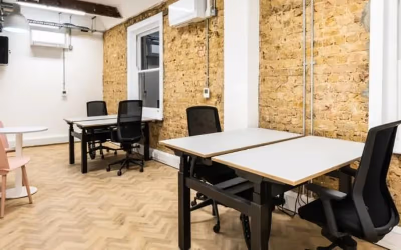 25 Liverpool Street, London, 12 DESKS 25 Liverpool Street, London image 1